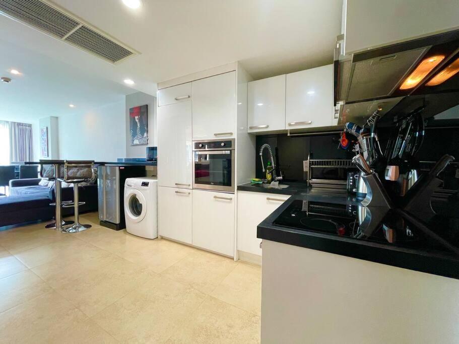 60Sqm Luxury 1 Bed - Pattaya City Centre - Centara Avenue Residences - 704 エクステリア 写真